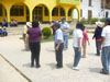 Salida de los feligreses para gozar y bailar en la plaza de armas